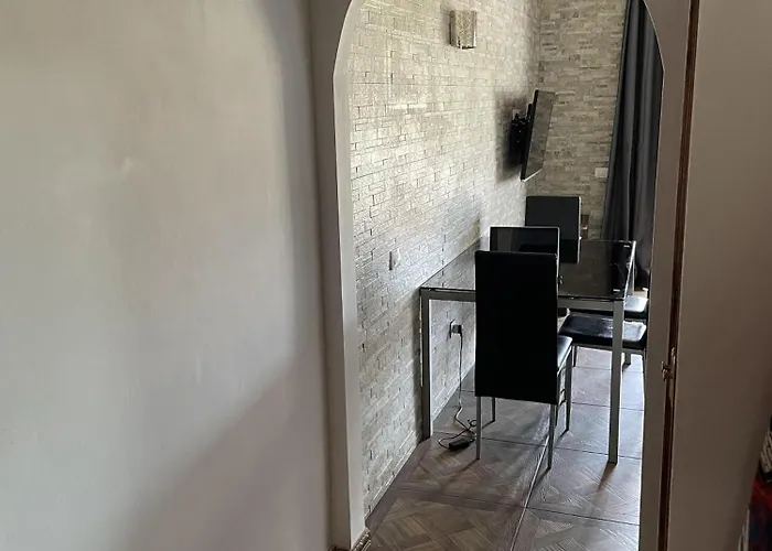 Tropical Bliss Escape In דירה